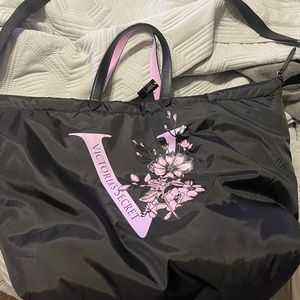 Brand new Victoria’s Secret Tote